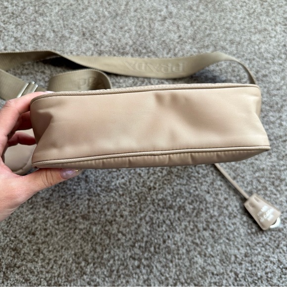 Prada nylon re-edition 2005 - Picture 4 of 13